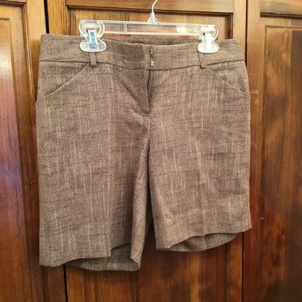 Woman’s shorts, size 0, NWT